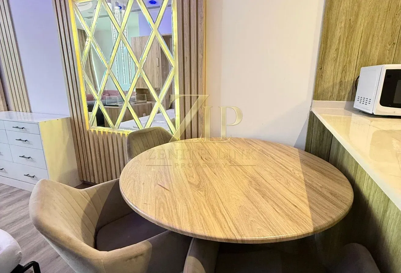 FULLY FURNISHED 1BR | Golf View | Modern Layout