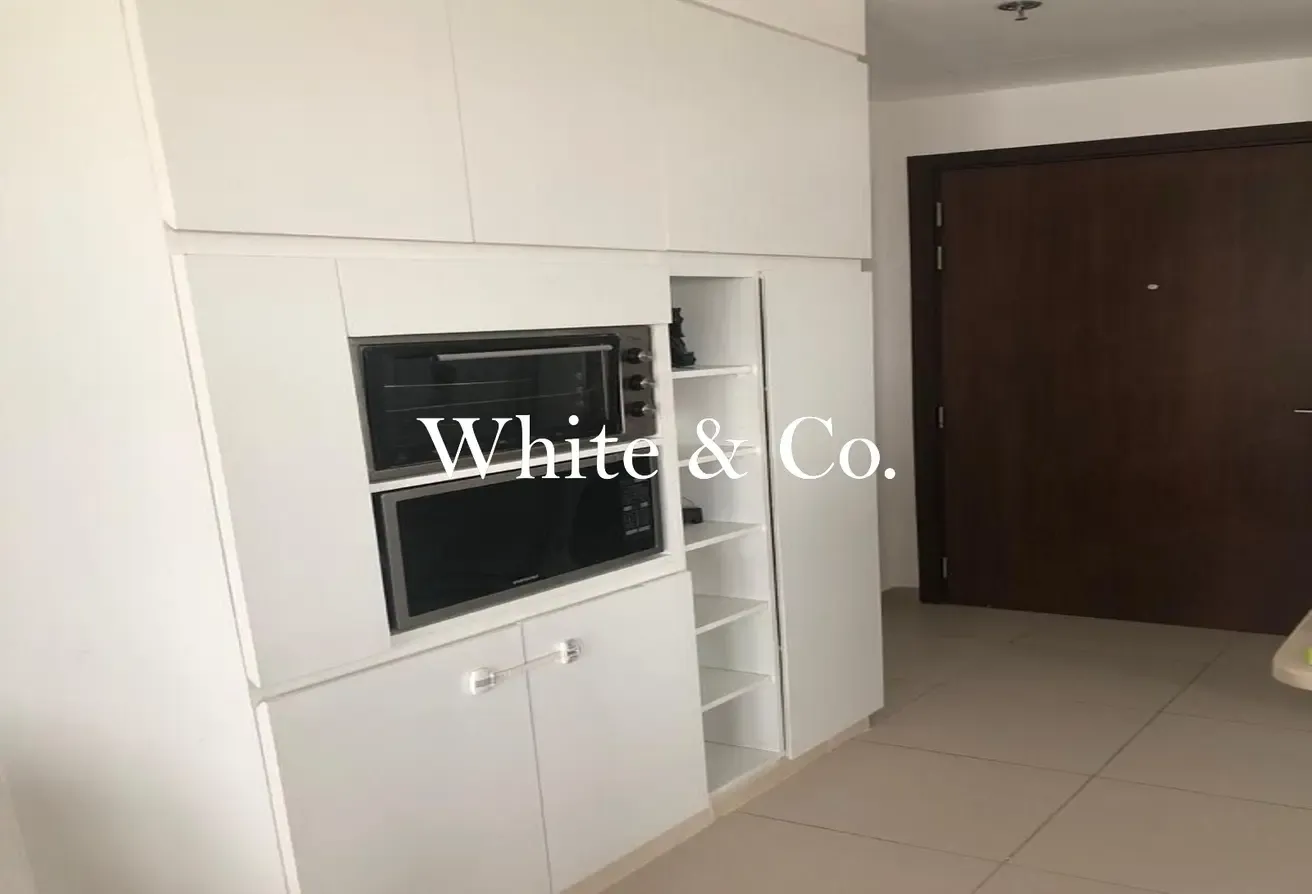 Vacant | Prime location | Spacious Layout