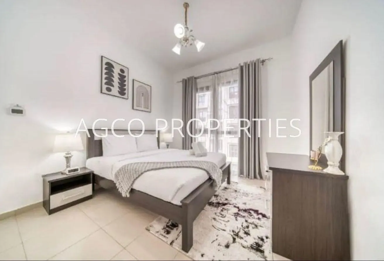 Vacant | Mid Floor | Furnished