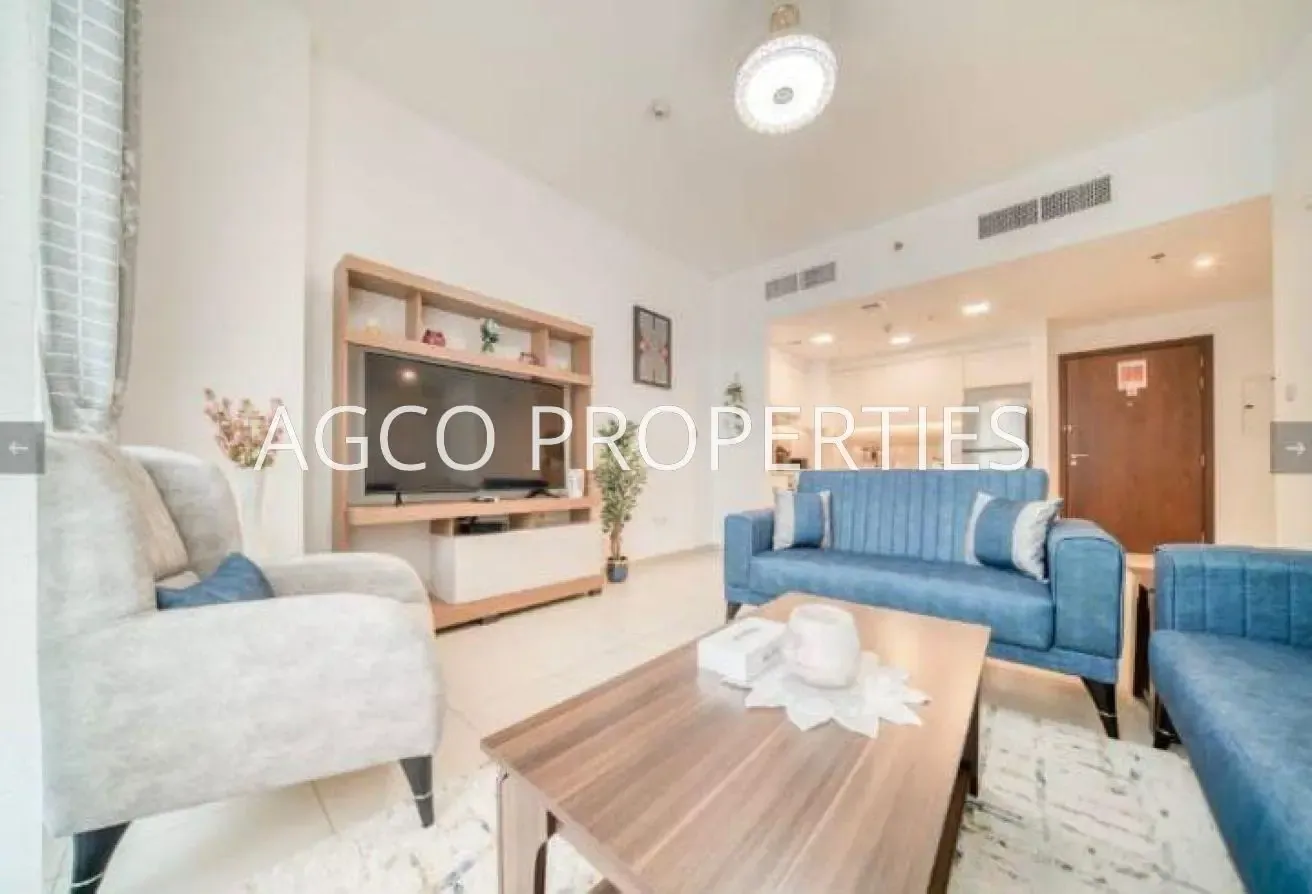 Vacant | Mid Floor | Furnished