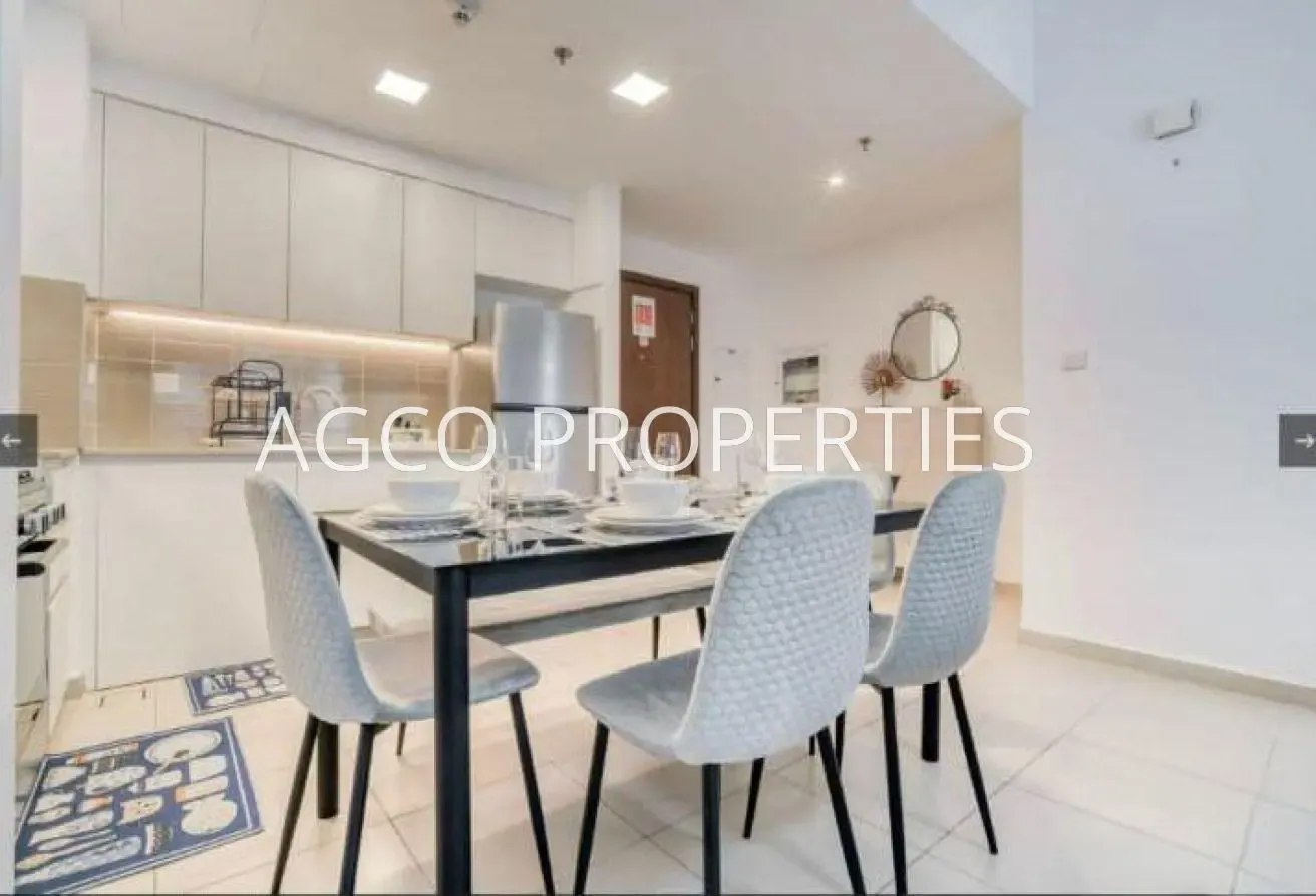 Vacant | Mid Floor | Furnished