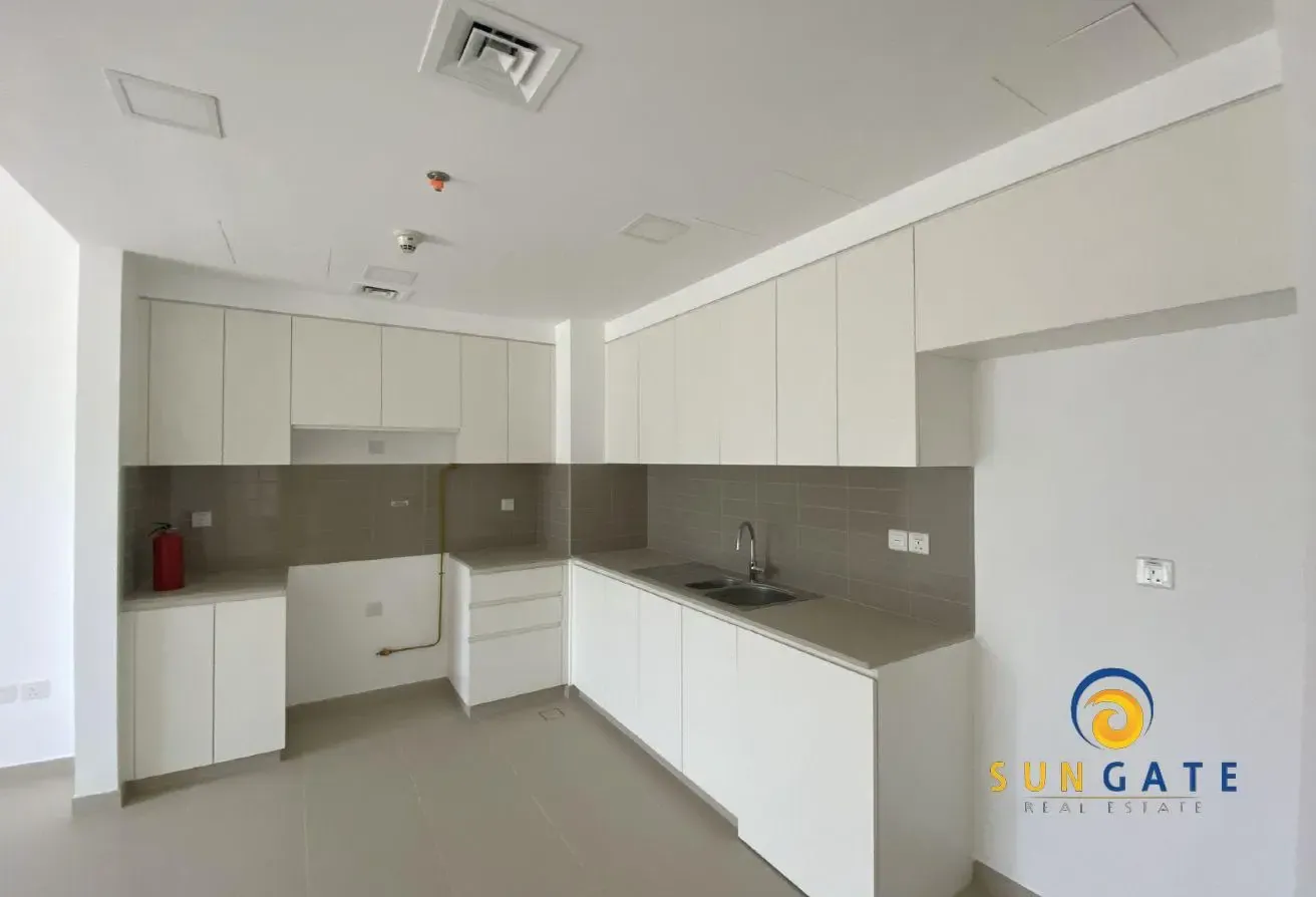 Rented, Lovely open views, Low floor