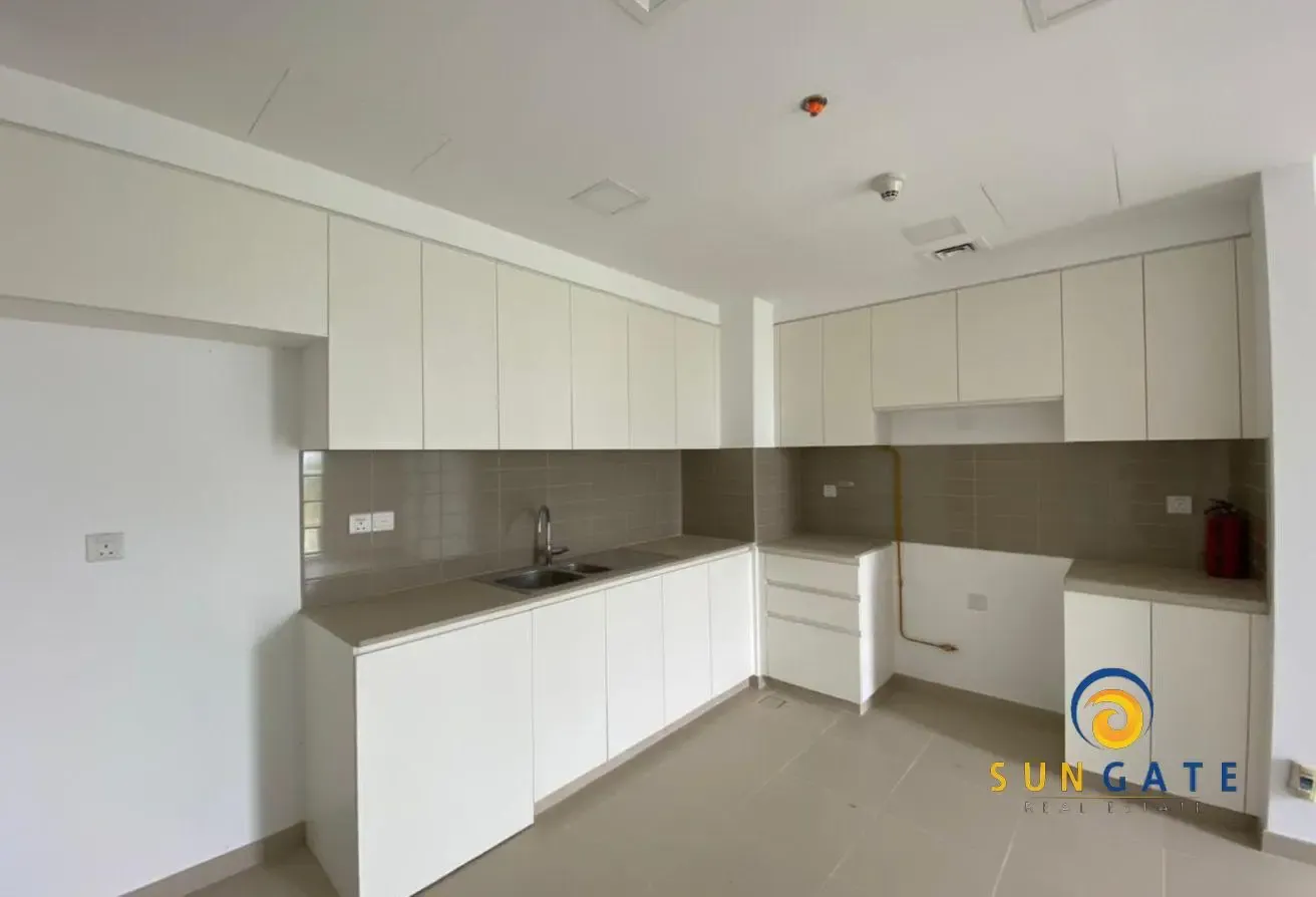 Rented, Lovely open views, Low floor