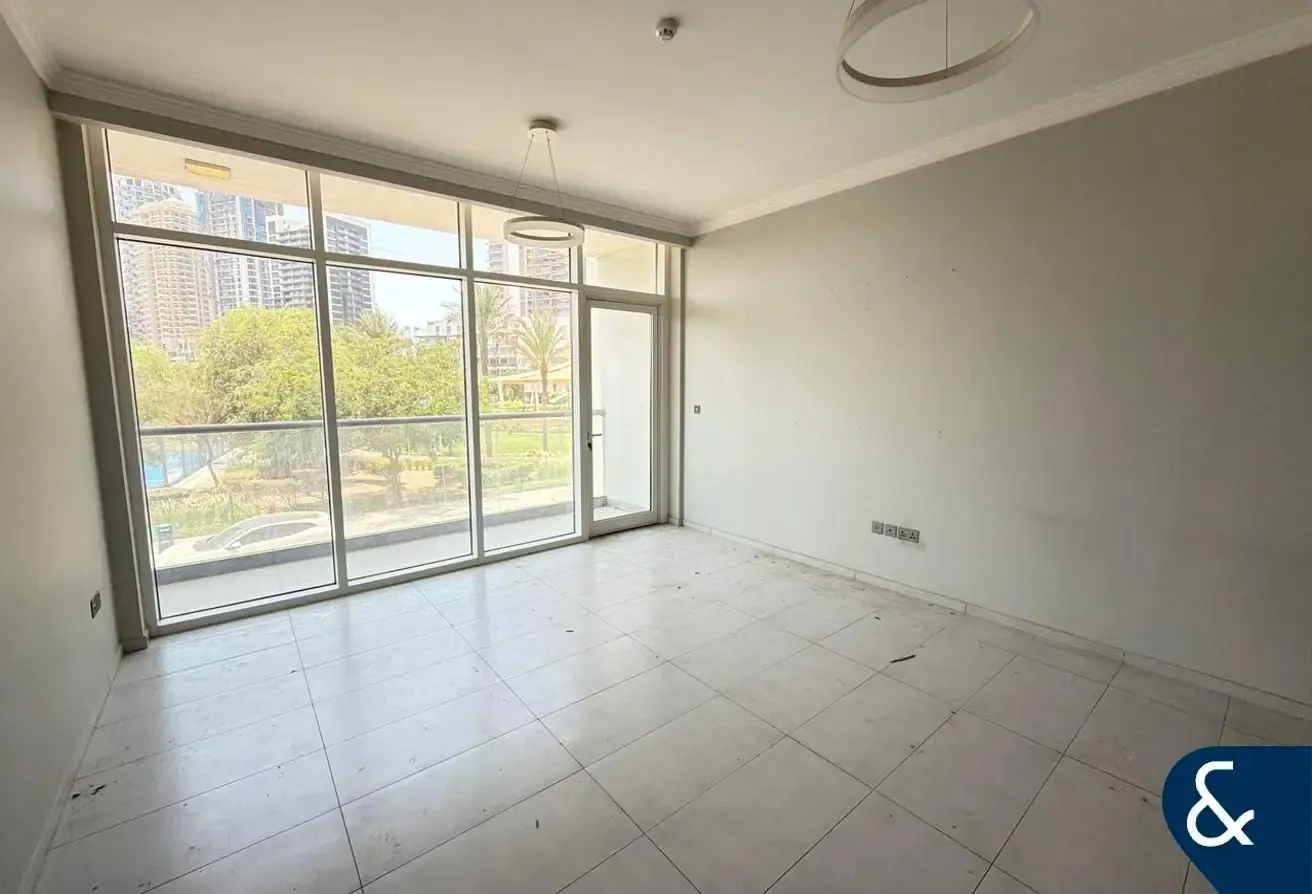 Open layout | Upgraded | Park View