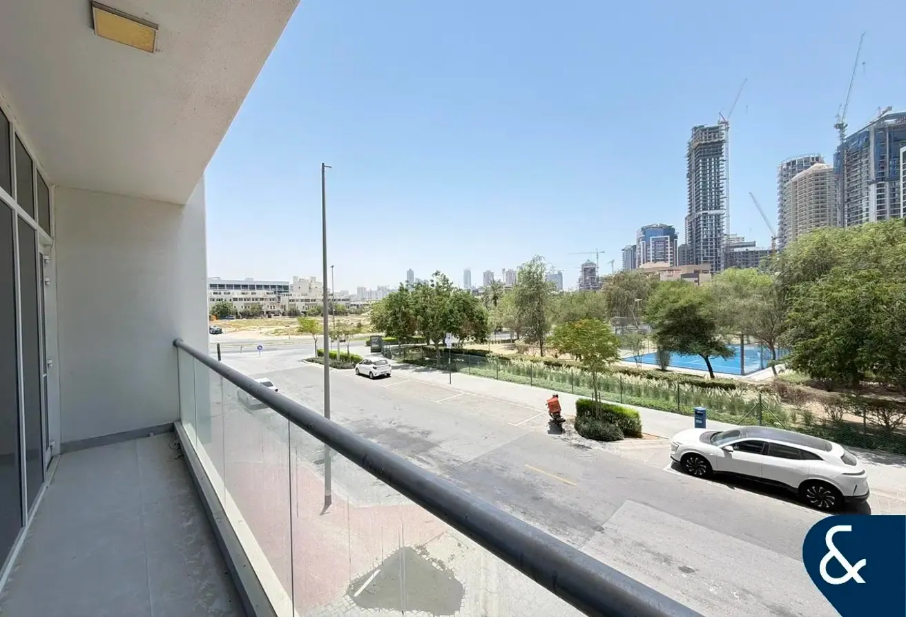 Open layout | Upgraded | Park View