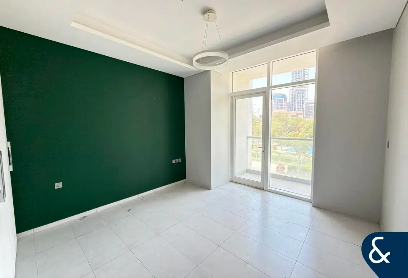 Open layout | Upgraded | Park View
