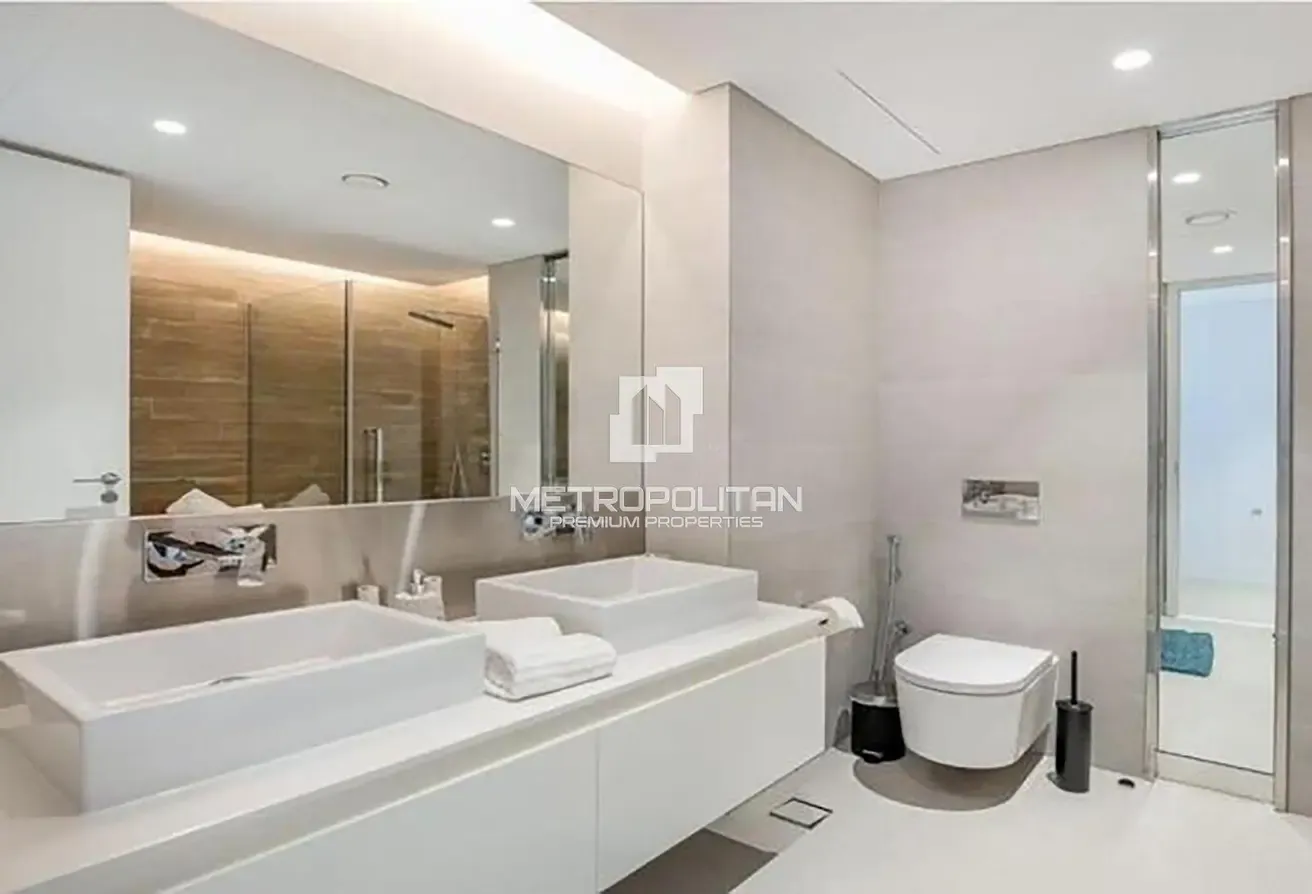 Vacant on Transfer | Sea View | Prime Investment