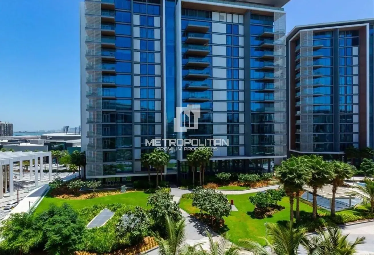 Vacant on Transfer | Sea View | Prime Investment