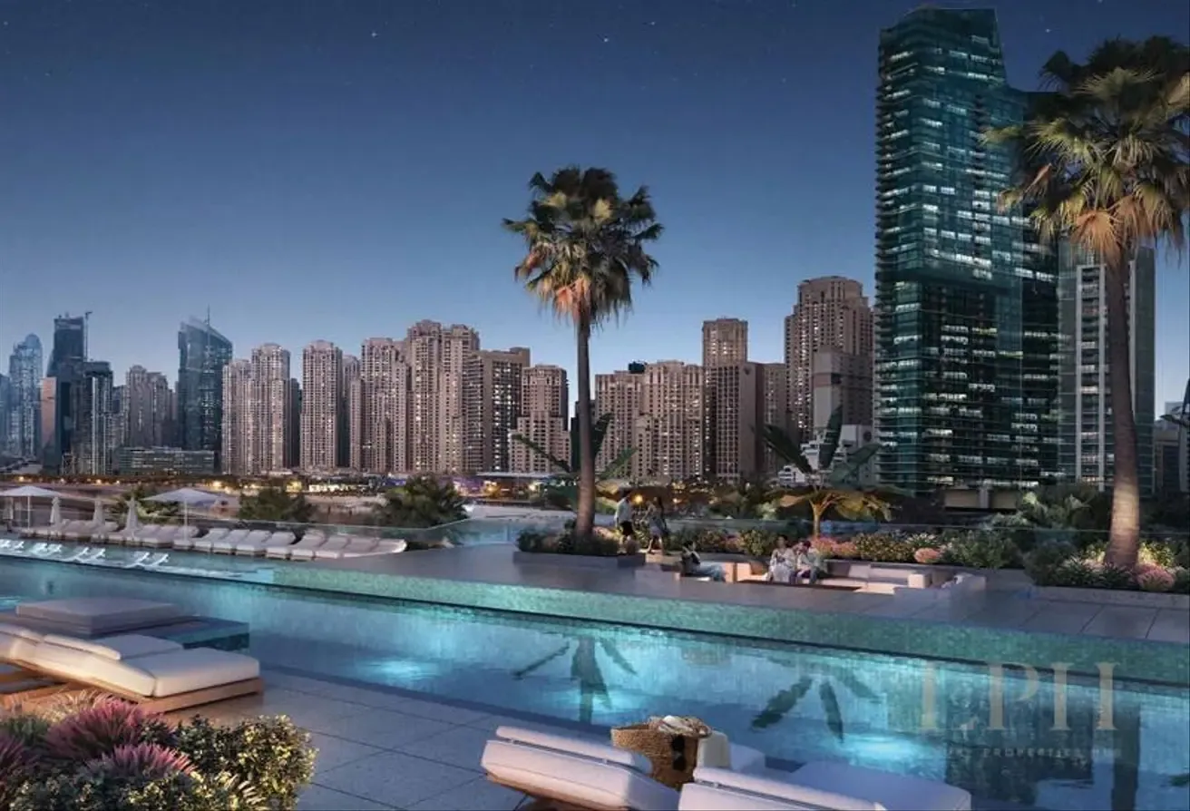 Palm and Marina View | Motivated Seller | Spacious