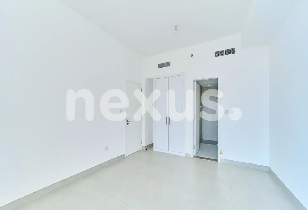 Vacant | Park View | Cheapest option | Spacious