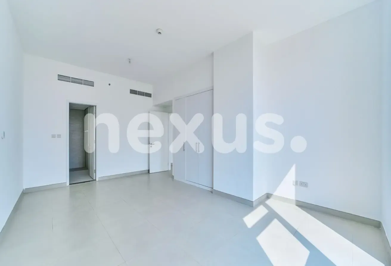 Vacant | Park View | Cheapest option | Spacious