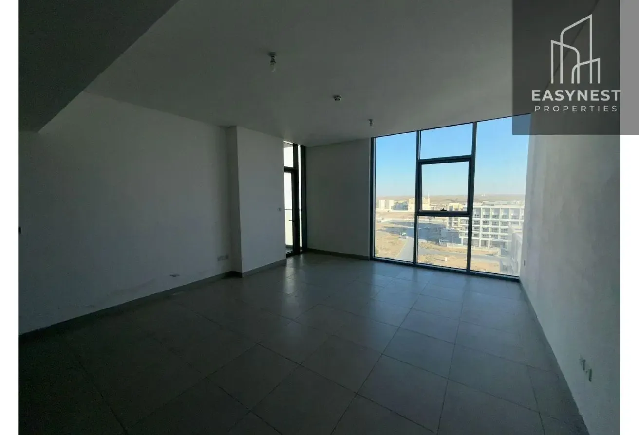 Spacious&Bright | Prime Location | Community View