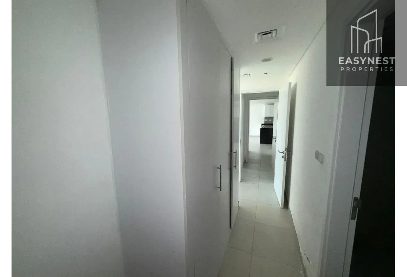 Spacious&Bright | Prime Location | Community View