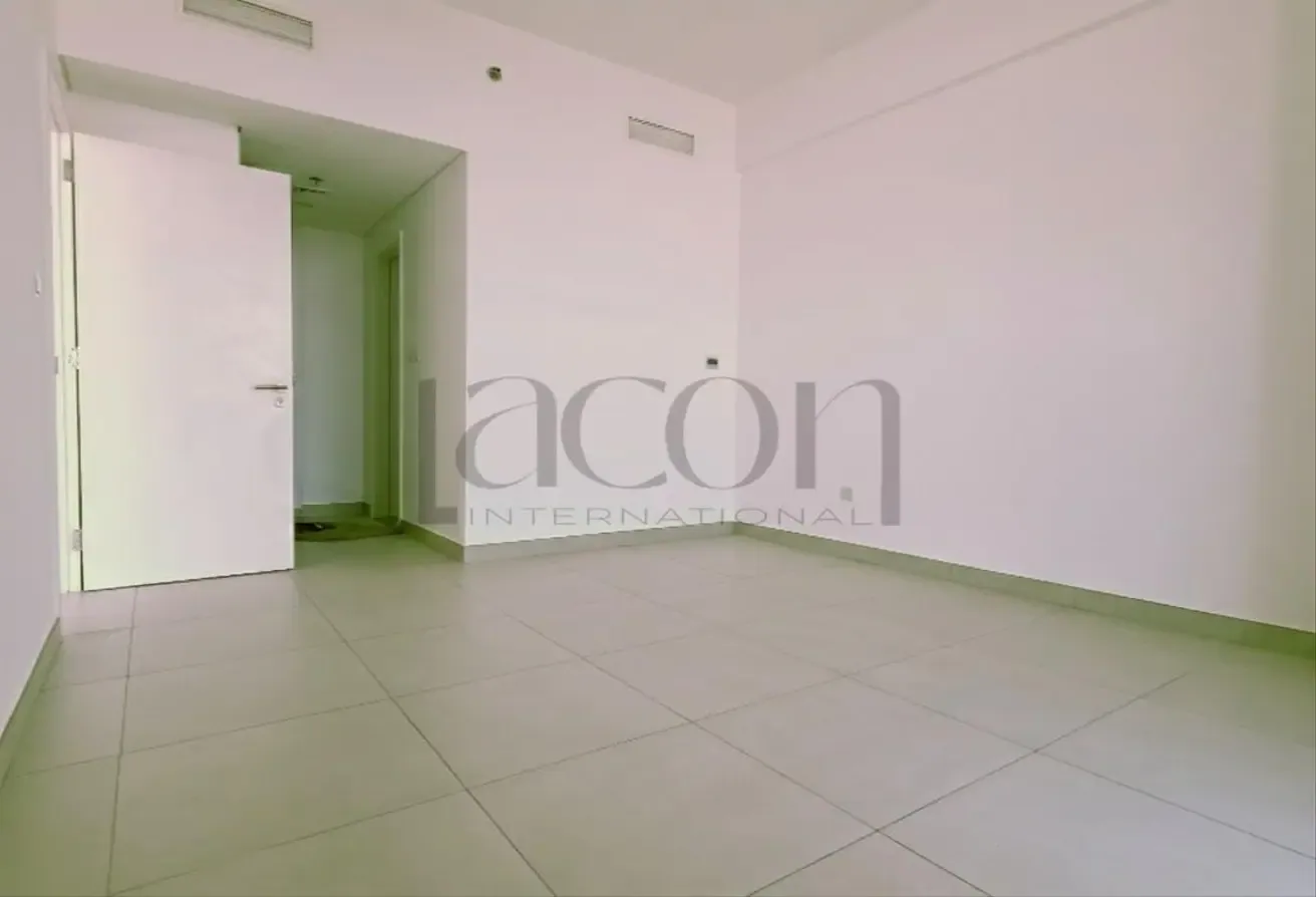 Vacant | Prime Location | Community View