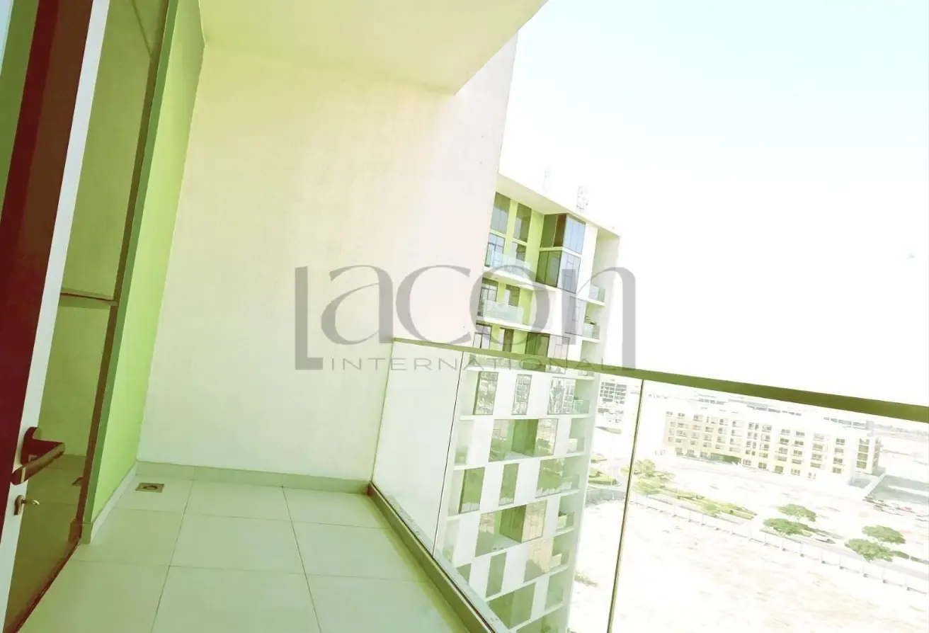 Vacant | Prime Location | Community View
