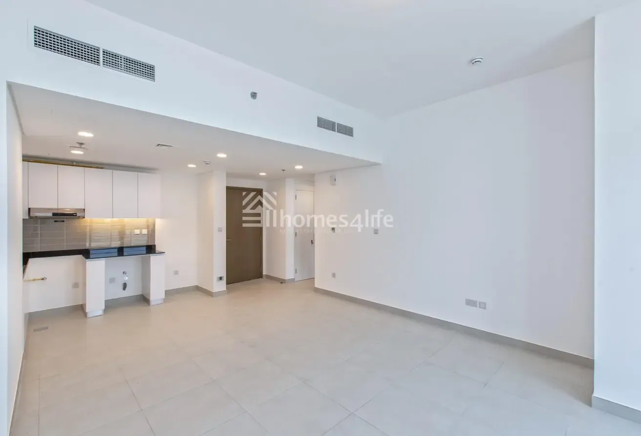 Multiple Options | Balcony | Next to Park & Cafe