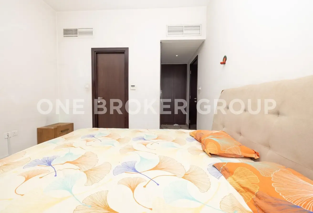 Single Row | Fully Furnished | Close To Pool