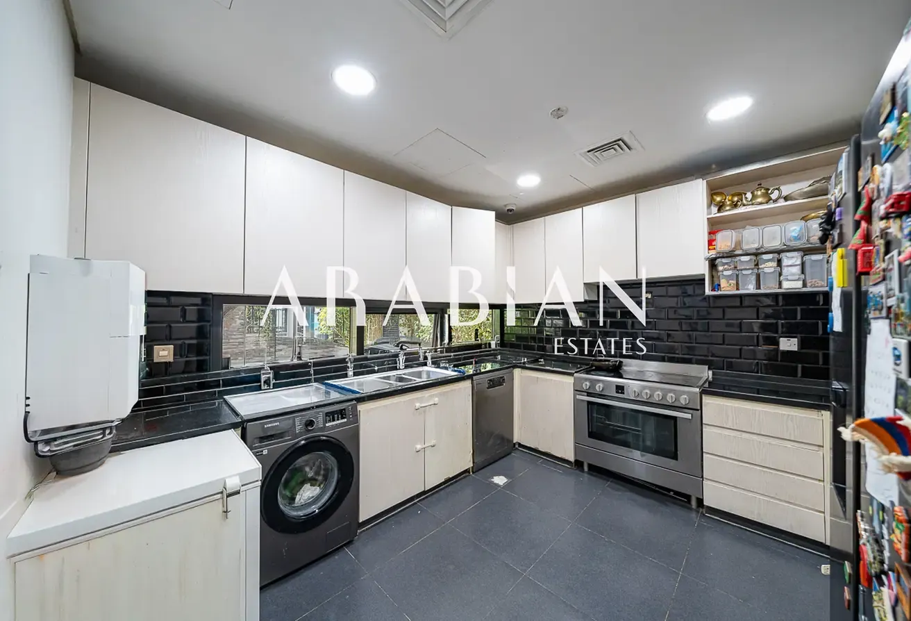 Vacant on Transfer | THM-1 | Near Park and School