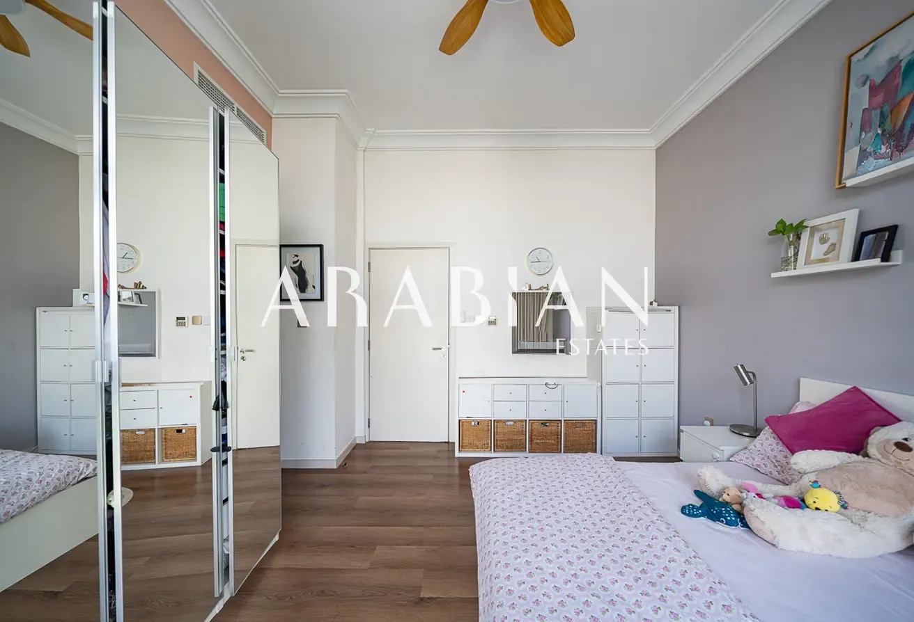 Vacant on Transfer | THM-1 | Near Park and School