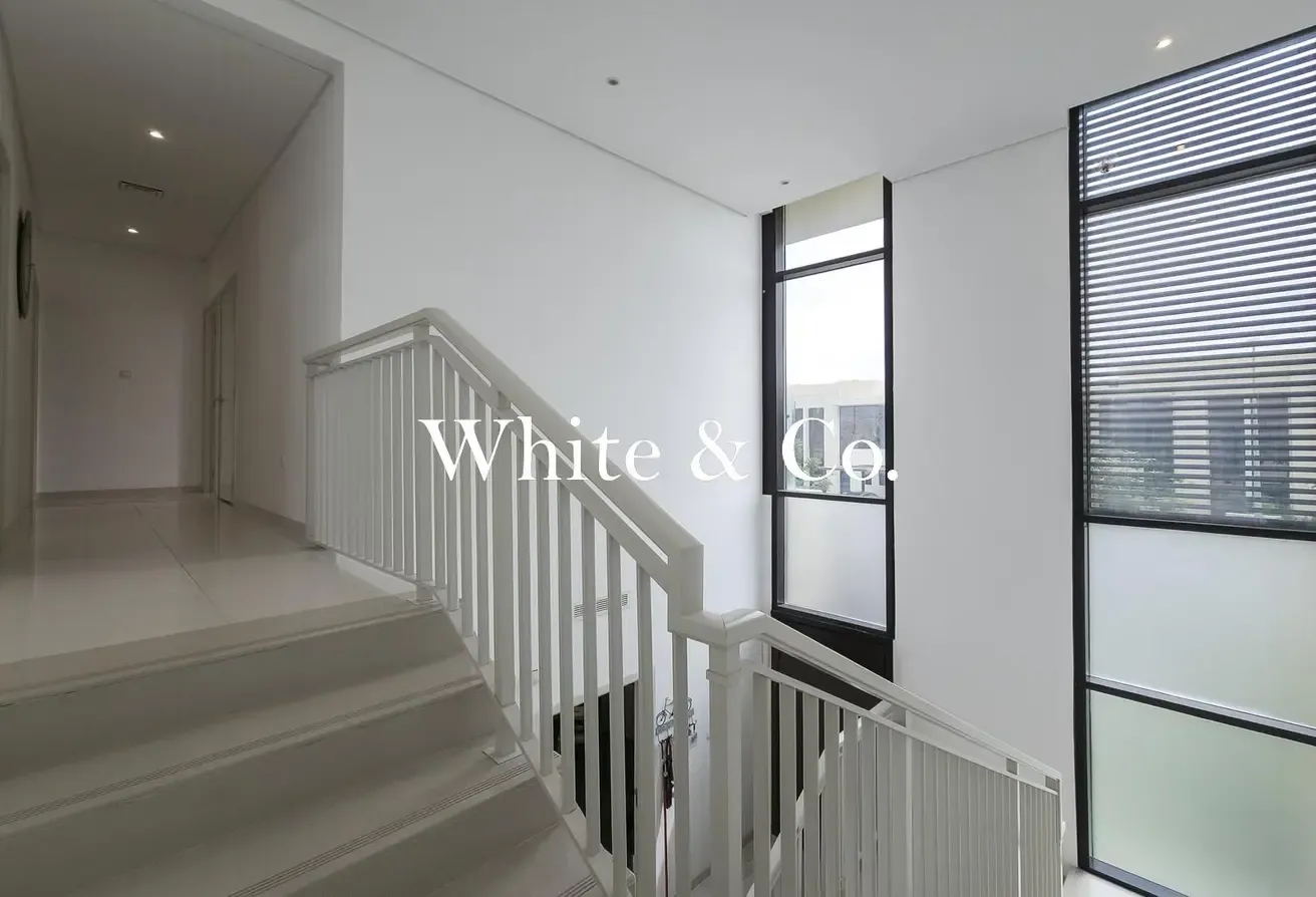 Townhouse | Vacant Now | Gated Cluster