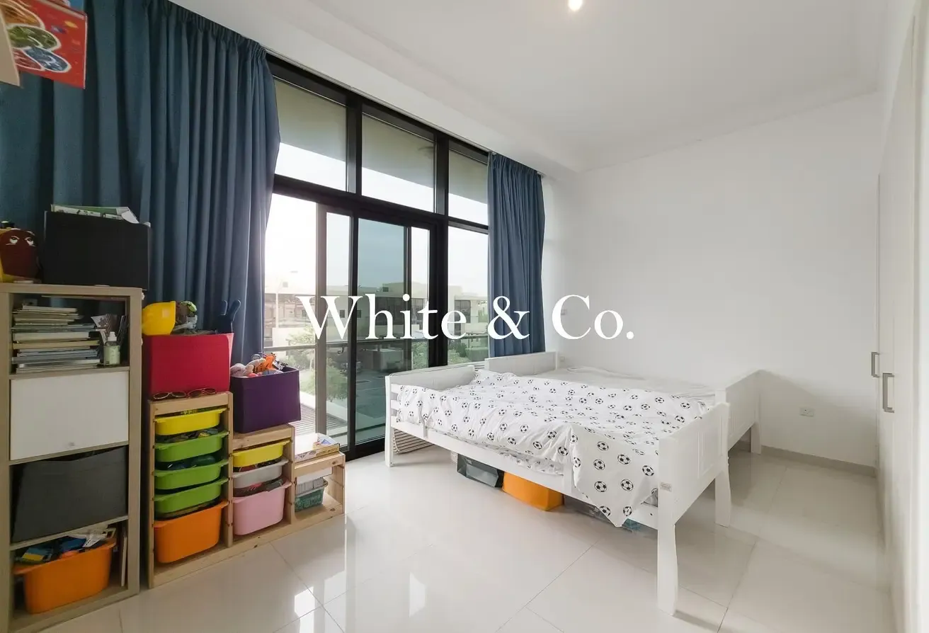 Townhouse | Vacant Now | Gated Cluster