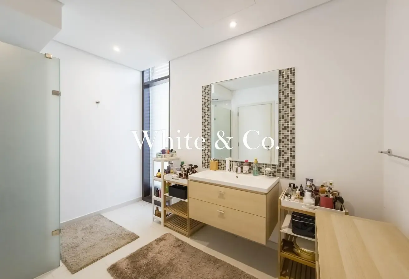 Townhouse | Vacant Now | Gated Cluster