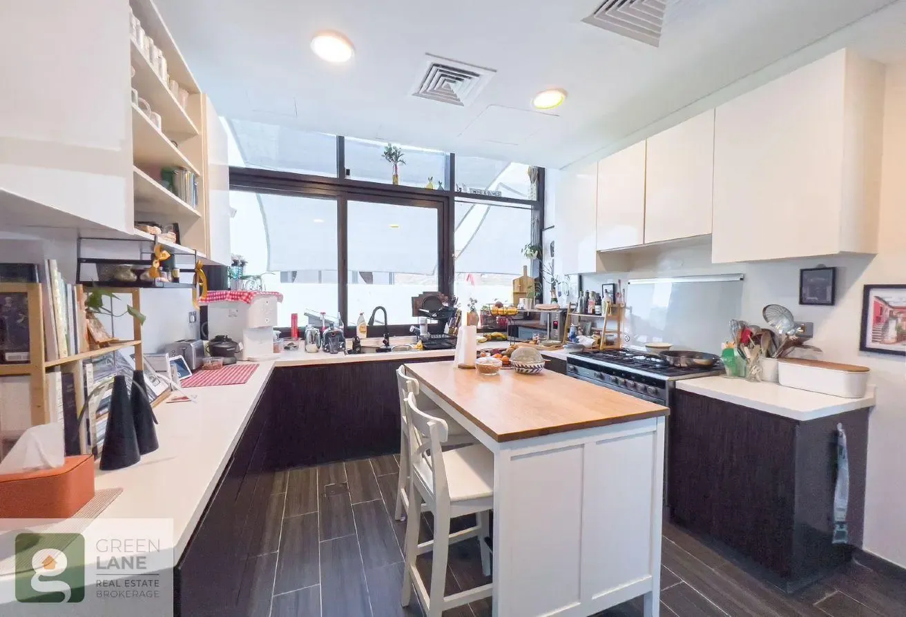 Luxury 5 Bedroom Villa + Maids | Park Access