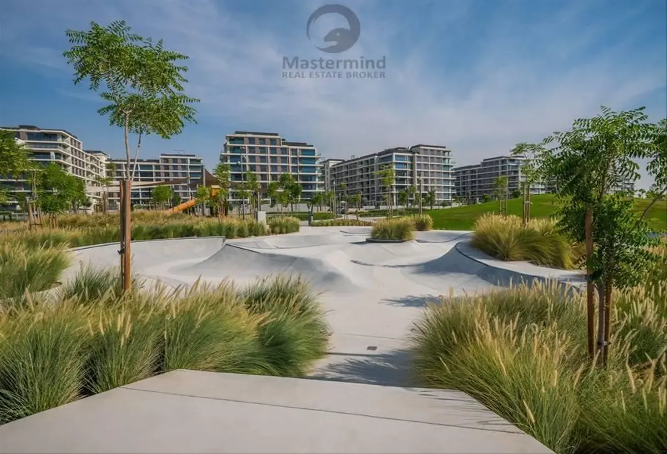 Spacious 2BR | Prime Location | Park Views