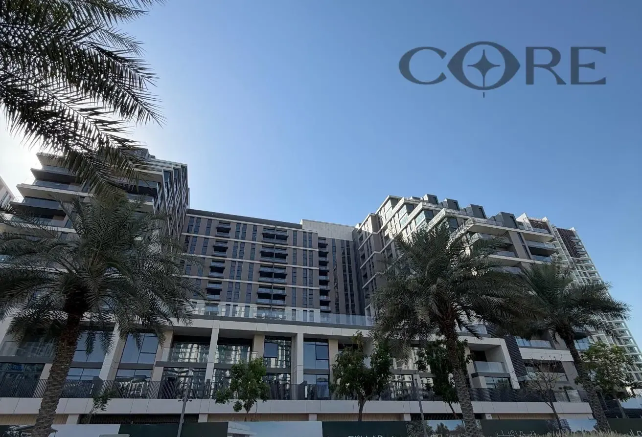 Mid Floor | Full Park View | Pool view