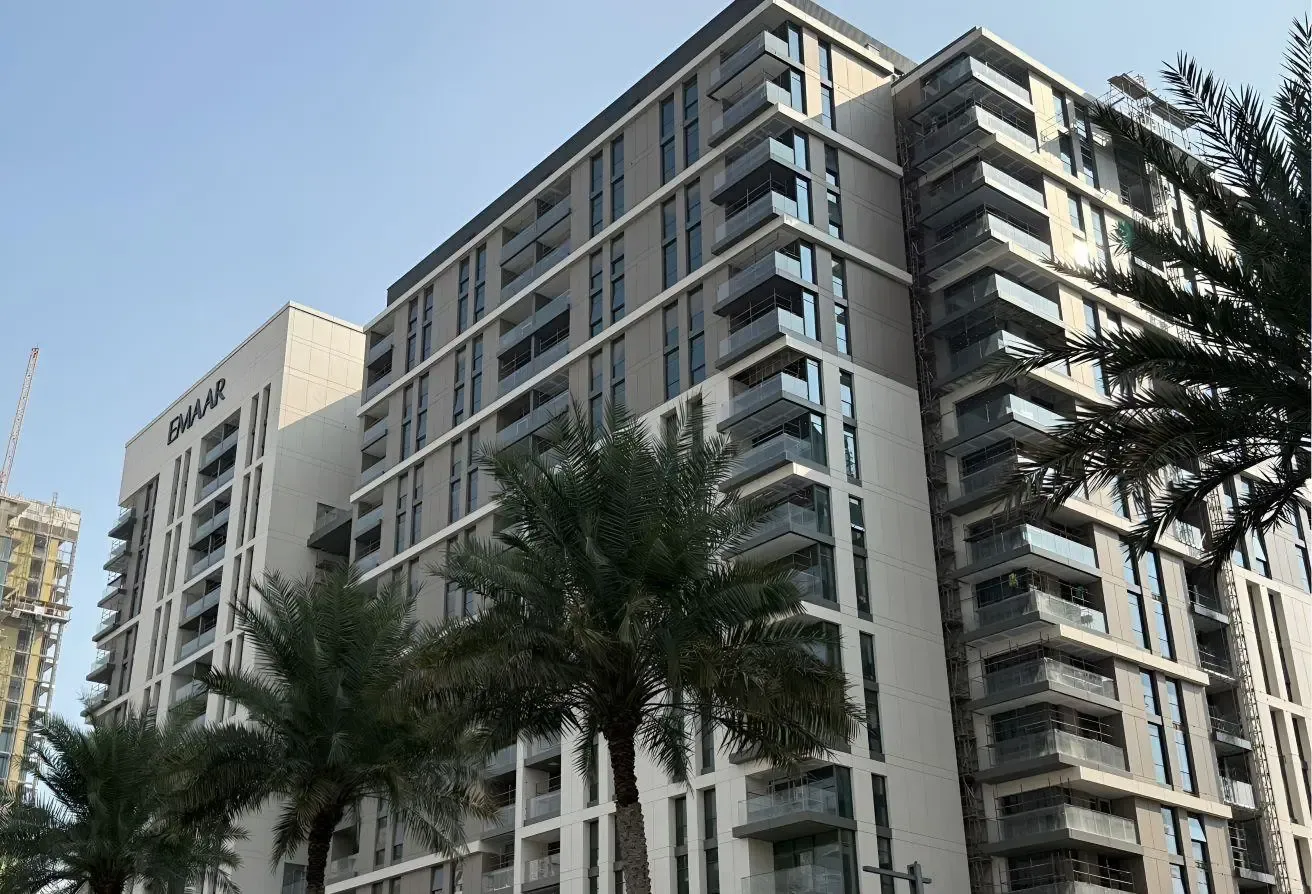 Boulevard View | Corner | 98% Complete
