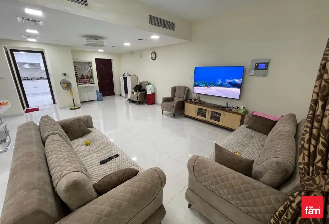 Stunning  & Spacious Villa  L Luxury Redefined