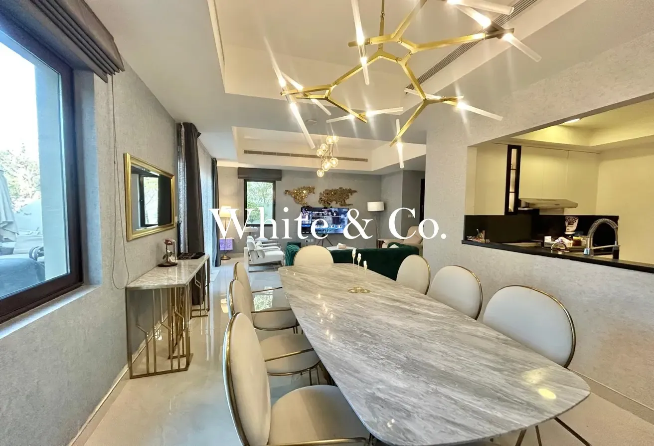 UPGRADED|SINGLE ROW |LANDSCAPED GARDEN