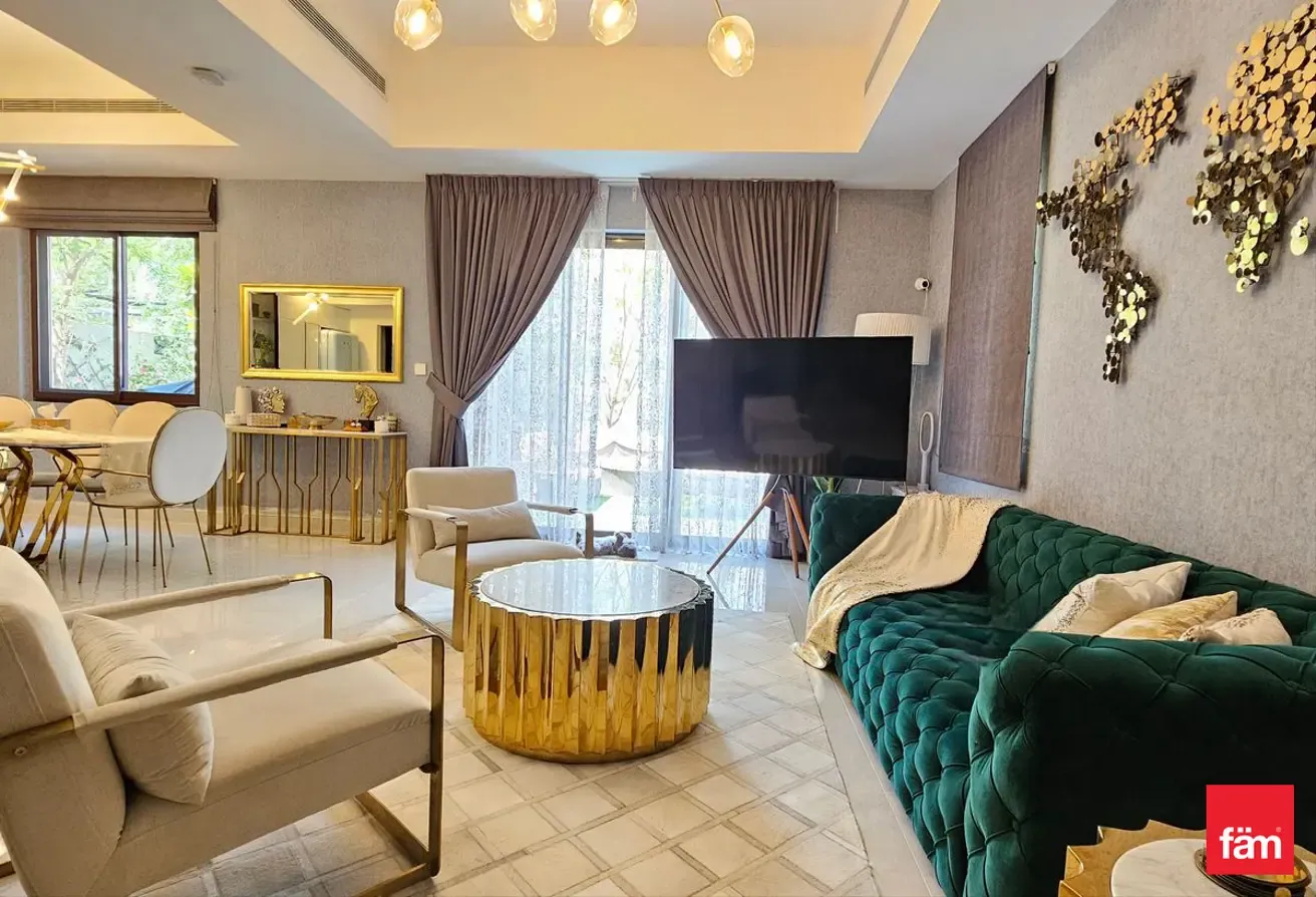 Ready Great Layout Corner Furnished