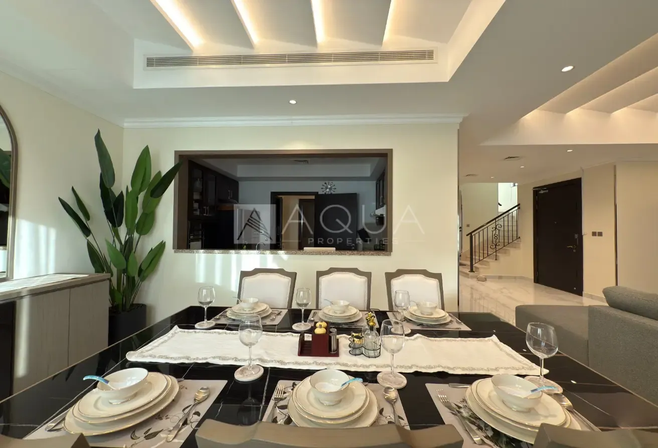 CORNER UNIT | FURNISHED |CLOSE TO POOL