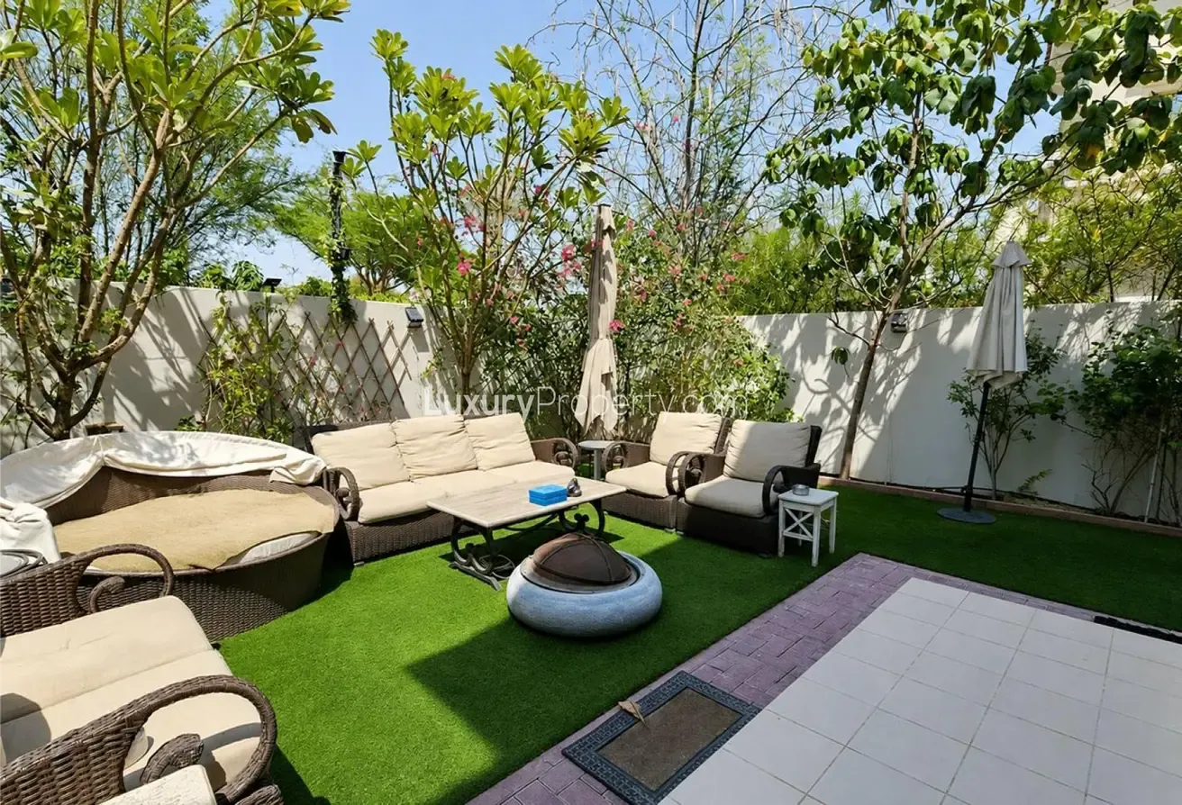 Fully Upgraded | Next To DBS | Smart Home
