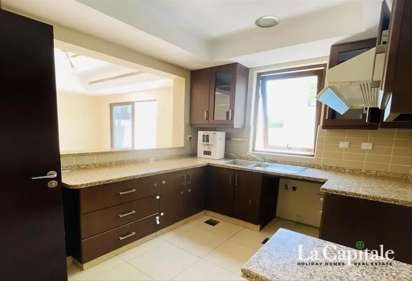 TYPE 3M | READY TO MOVE | WELL-MAINTAINED