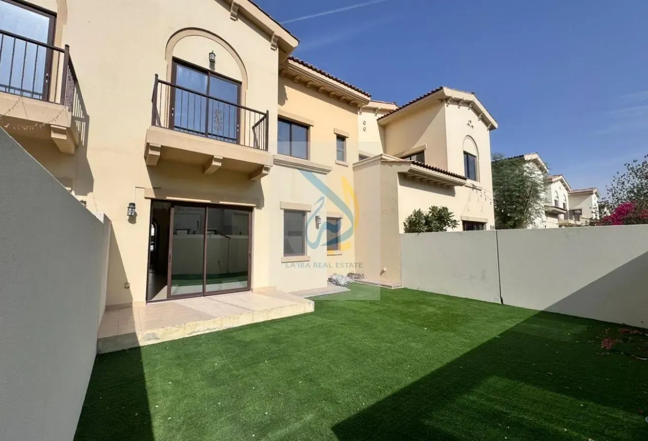 Spacious 3 BR plus Maid Townhouse in Mira 1