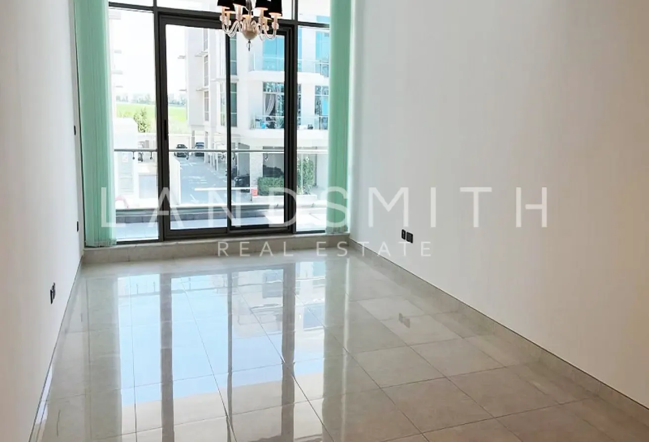 Spacious 1 BR Apartment | With Balcony