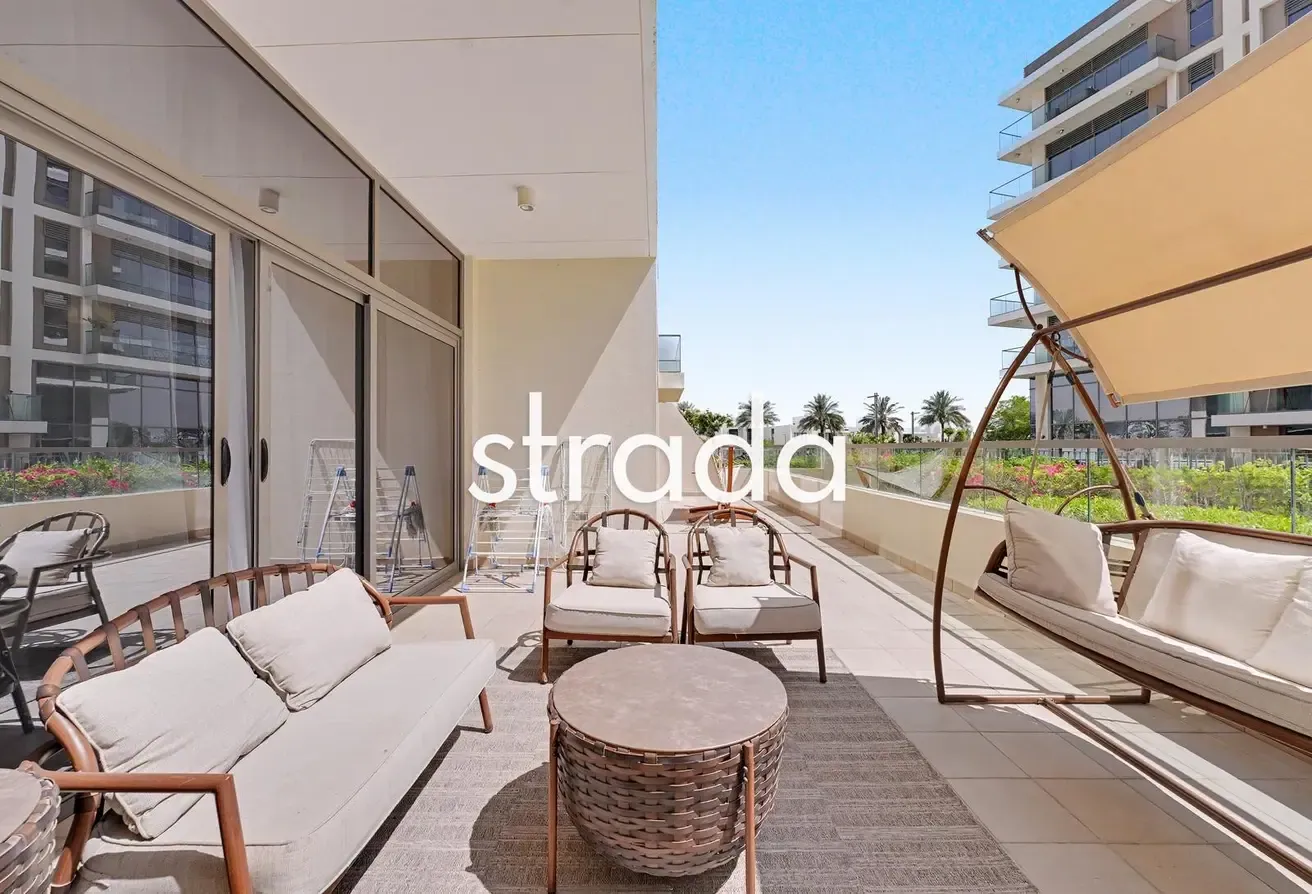 Community Expert | Fully Furnished | Huge Terrace