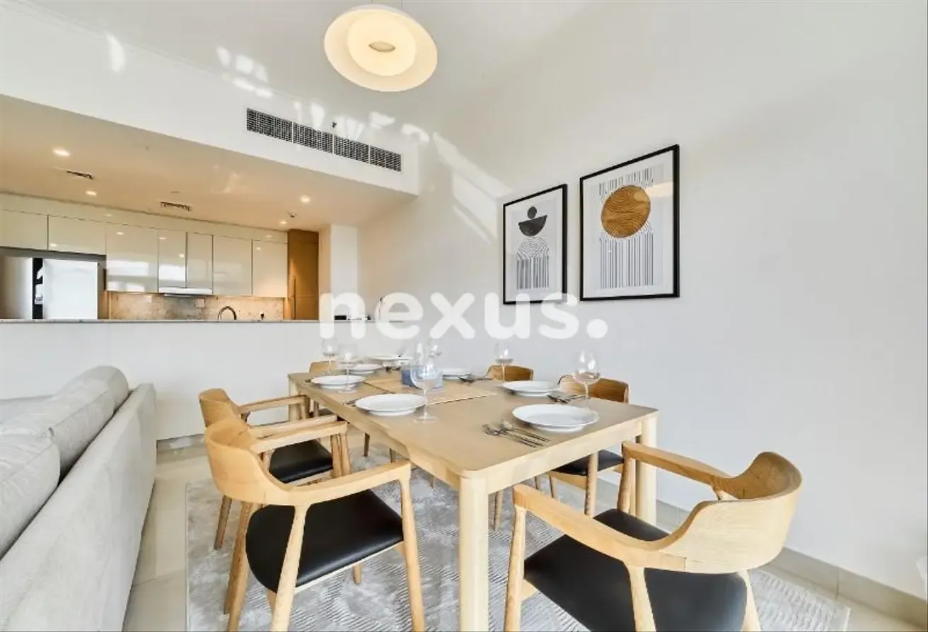 Rare Large Layout | Fully Furnished | Park Living