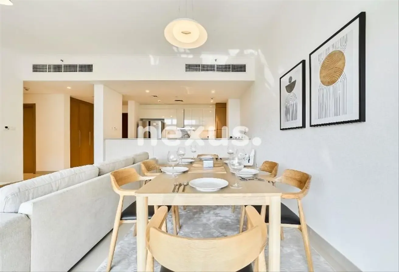 Rare Large Layout | Fully Furnished | Park Living