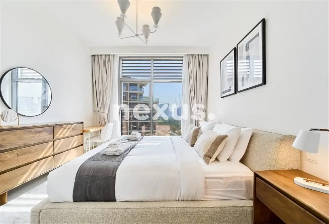 Rare Large Layout | Fully Furnished | Park Living
