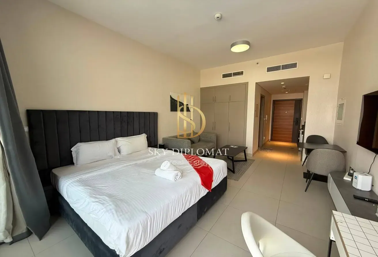 Modern l Fully Furnished l Prime Location