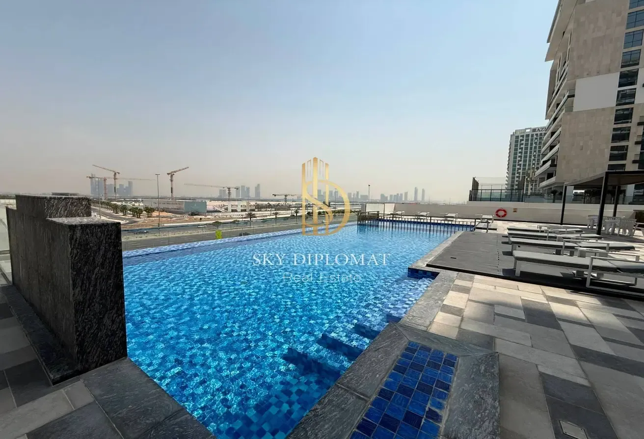 Modern l Fully Furnished l Prime Location