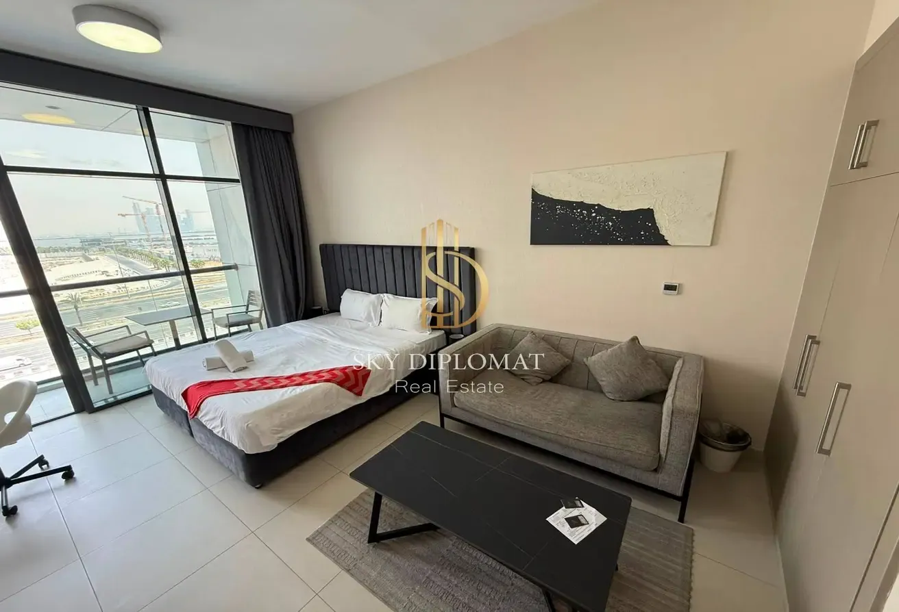 Modern l Fully Furnished l Prime Location