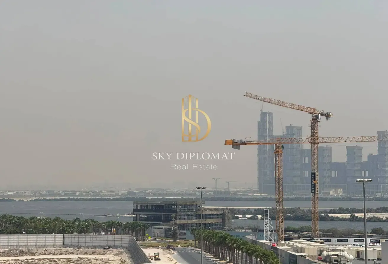 Modern l Fully Furnished l Prime Location