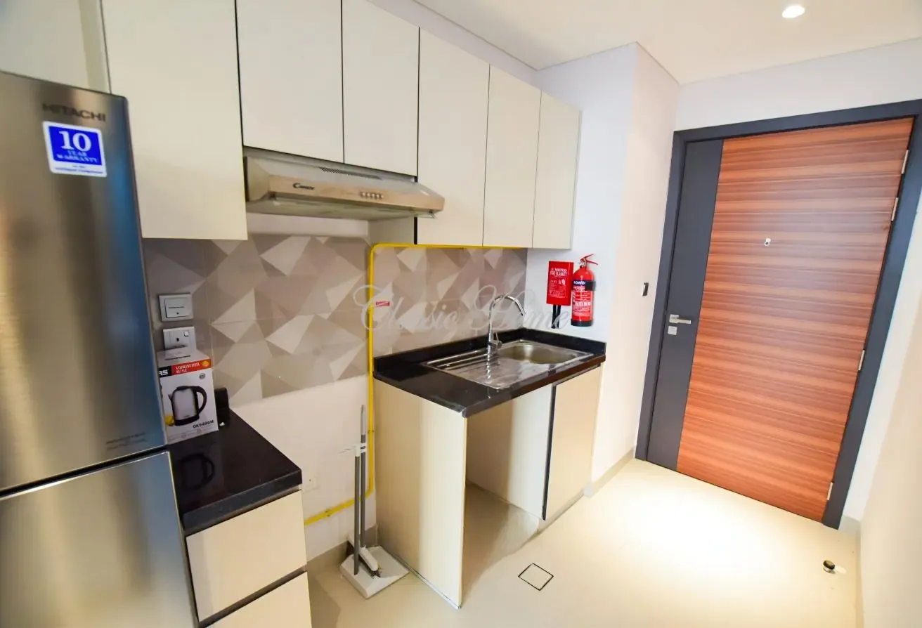 Higher Floor | Burj Kalifa View |  Spacious Layout