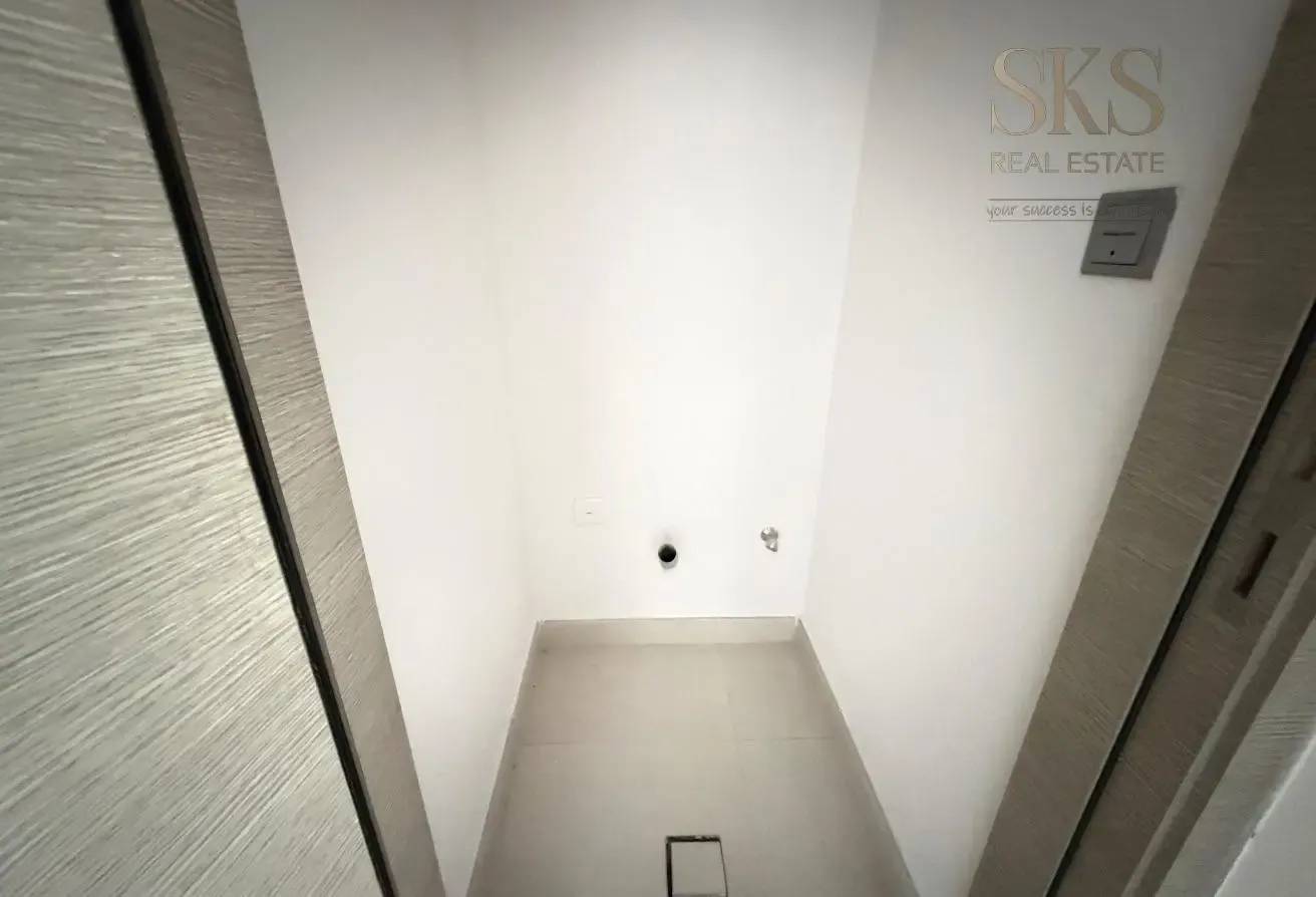 Waterfront 2BHK Apartment For Rent