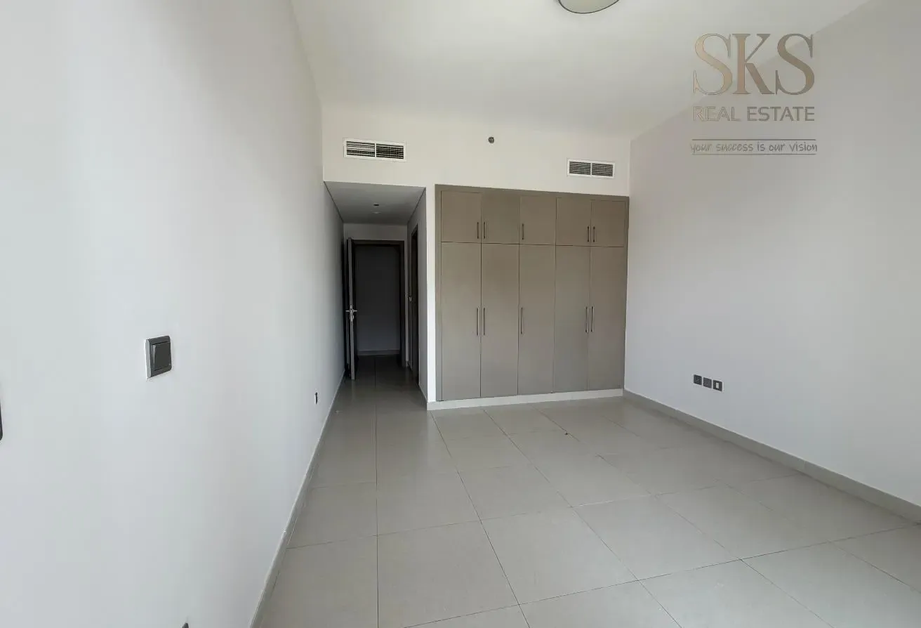 Waterfront 2BHK Apartment For Rent