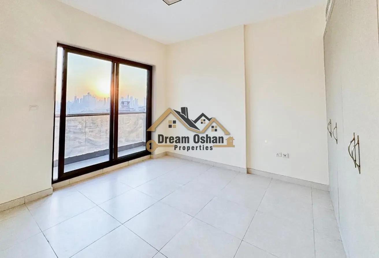 EXQUISITE 2BEDROOM HIGHER FLOOR BRIGHT UNIT 105K.
